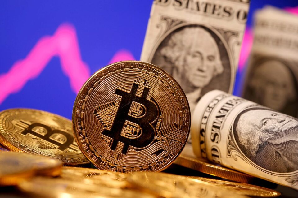 bitcoin 60000 fall dollar btc crypto