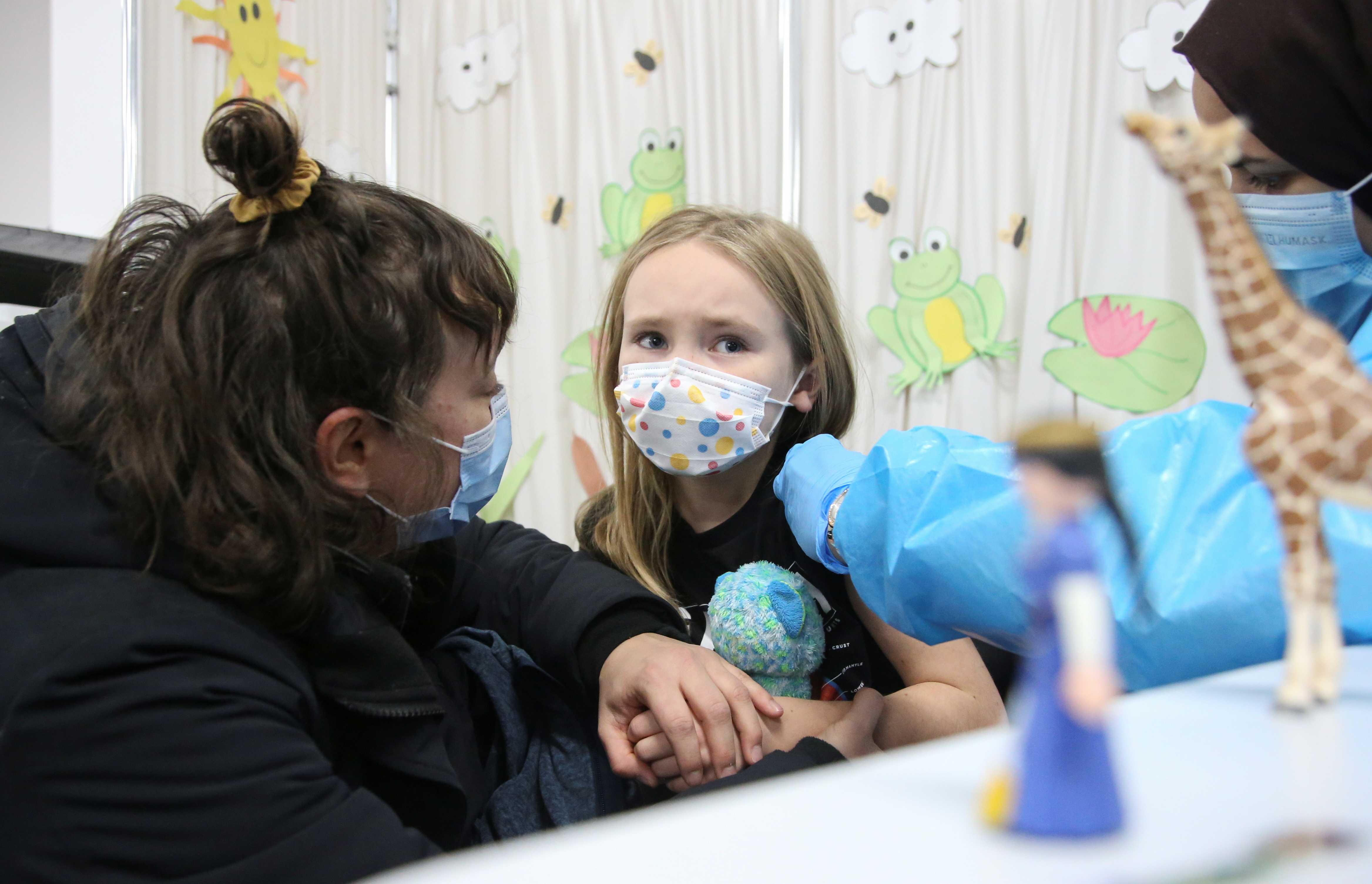 image Coronavirus: Pfizer jabs for 5-11 years old by December 20