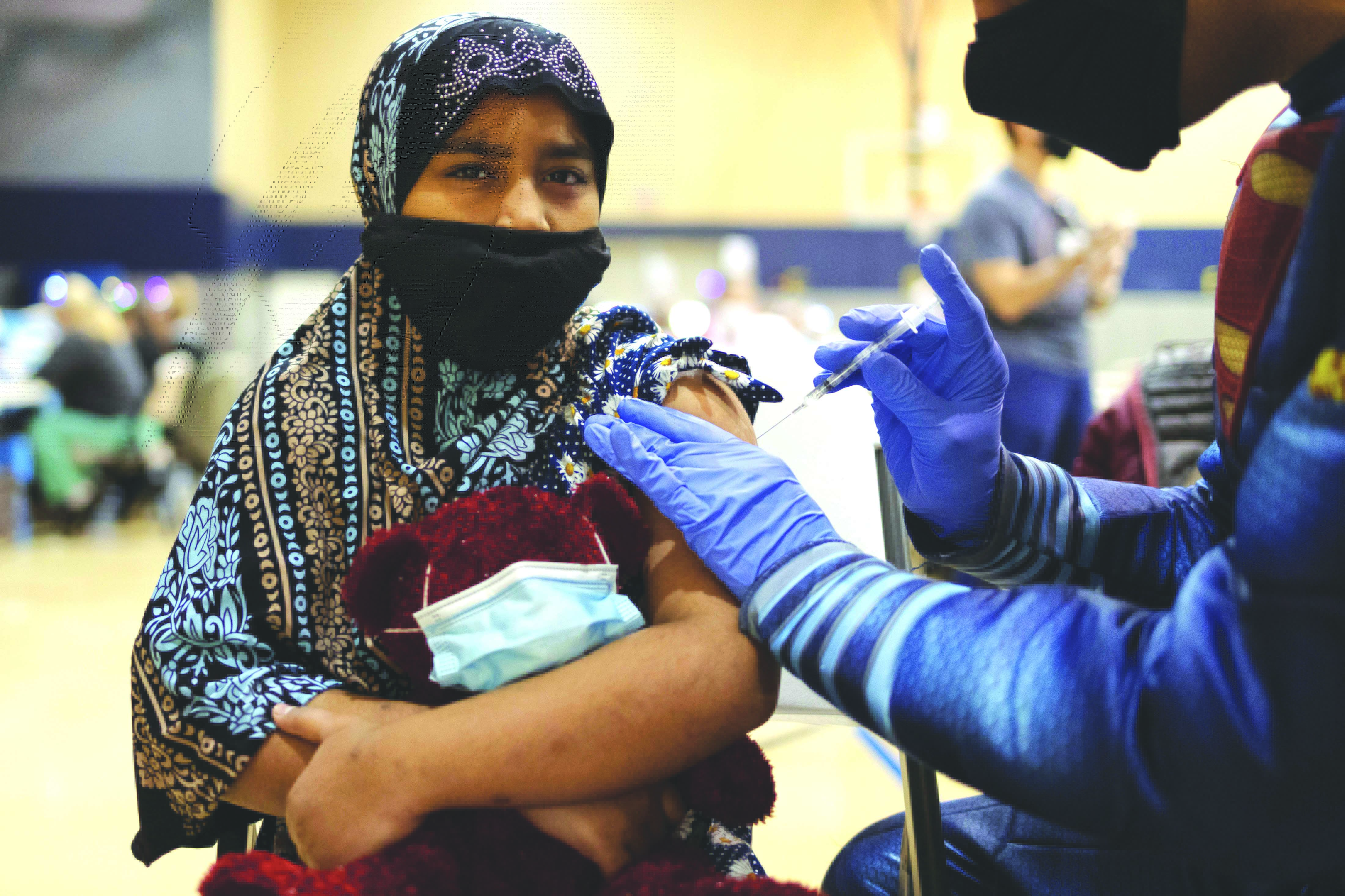image Pfizer says vaccine neutralises Omicron with three shots (updated)
