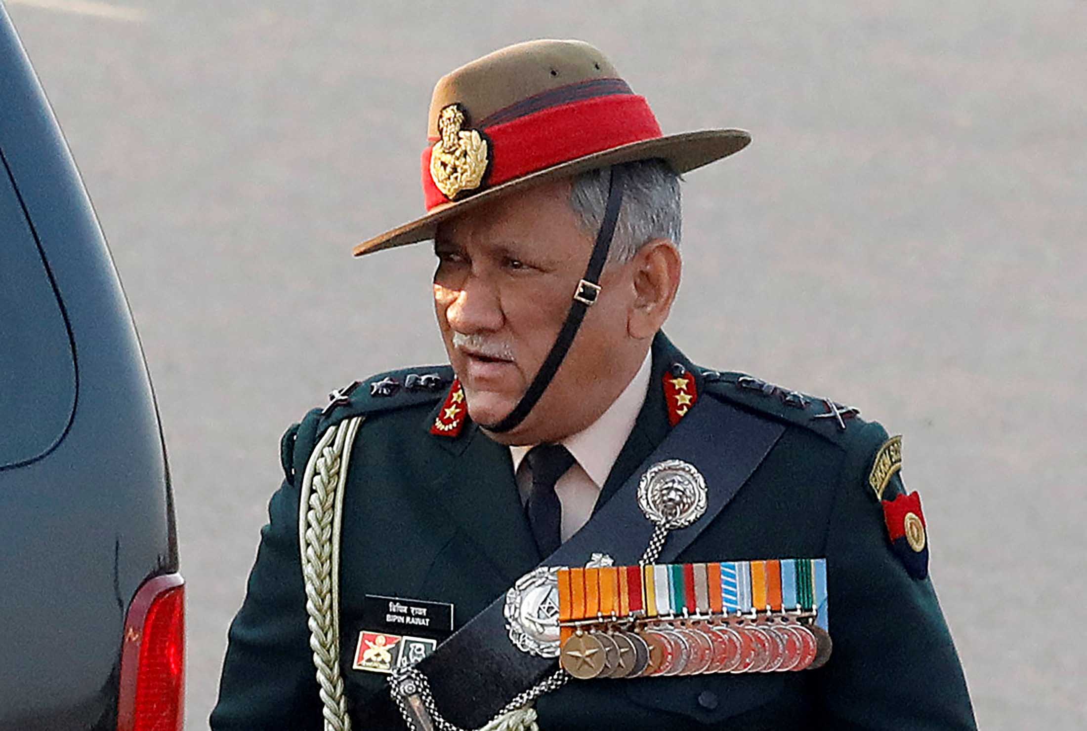 cover India armed forces head among 13 dead in helicopter crash