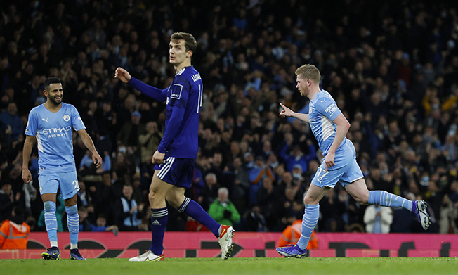cover Guardiola hails return of &#8216;phenomenal&#8217; De Bruyne after 7-0 thrashing
