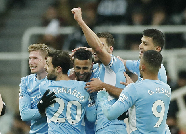 cover Man City three points clear at Christmas as Liverpool held