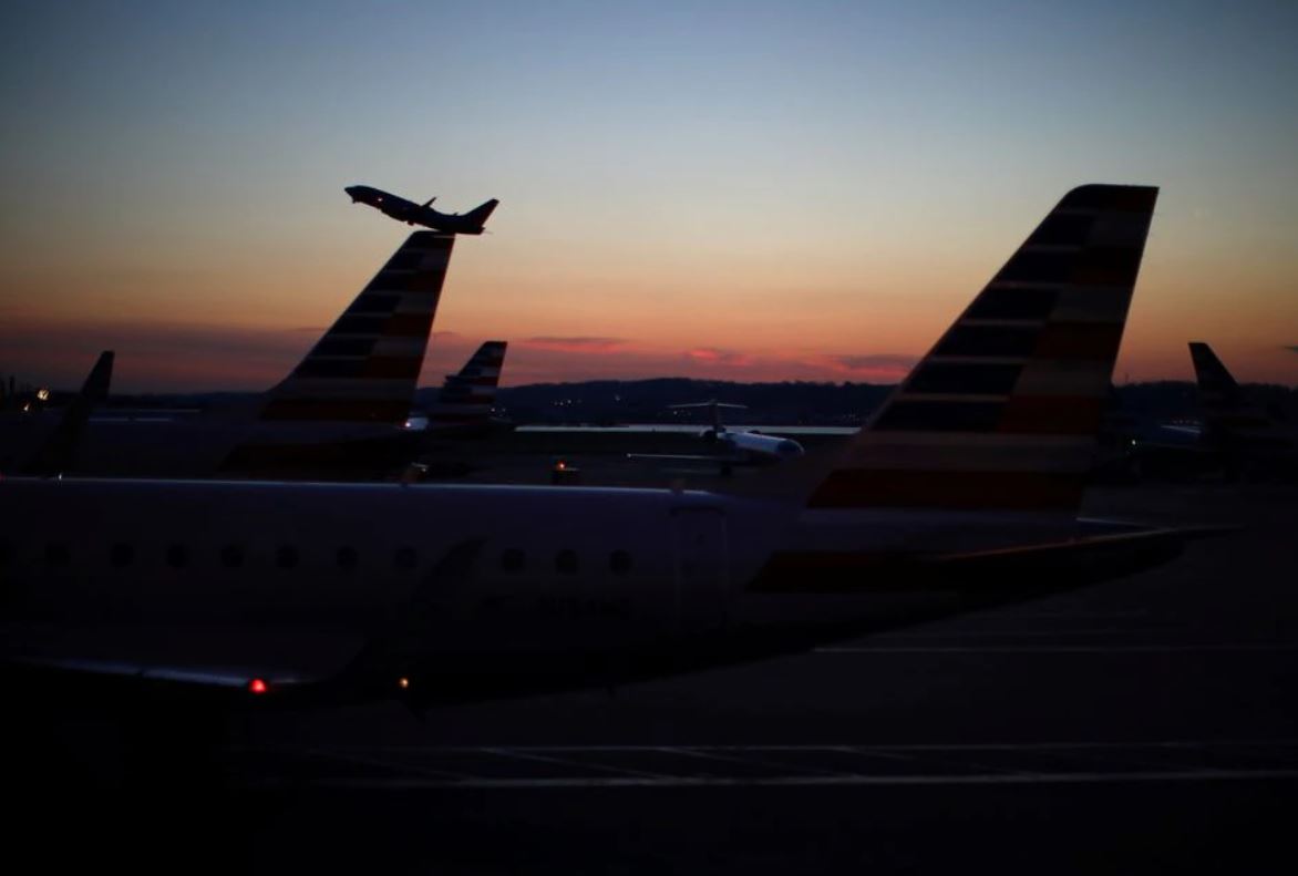 image US airlines warn 5G wireless could wreak havoc with flights