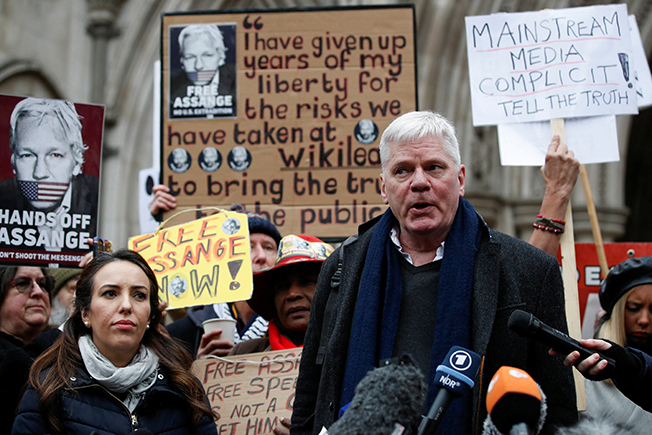 image Assange gets chance to take extradition case to UK&#8217;s top court