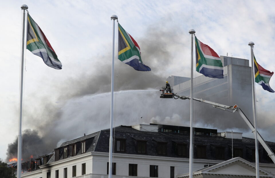 fire breaks out at the parliament in cape town