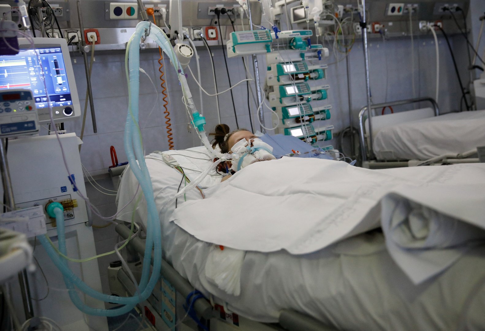 image Coronavirus: Hospital stumped after woman asks not to be intubated