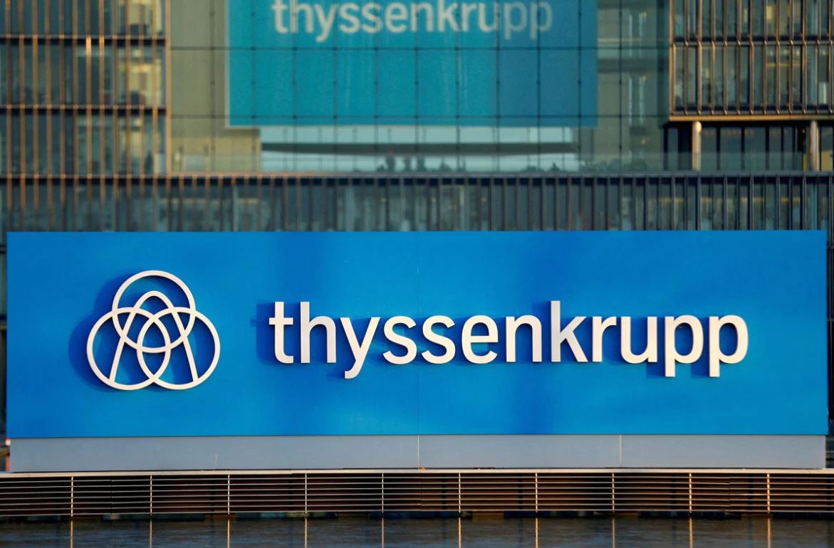 image Israel signs $3.4 bln submarines deal with Germany&#8217;s Thyssenkrupp