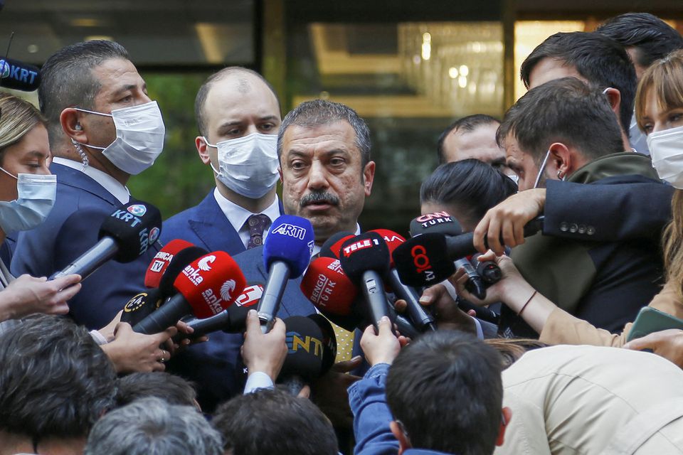 image Turkey strikes currency swap deal with UAE as ties warm