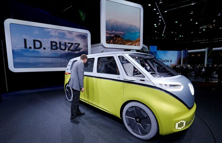 volkswagen brings back the microbus with a battery