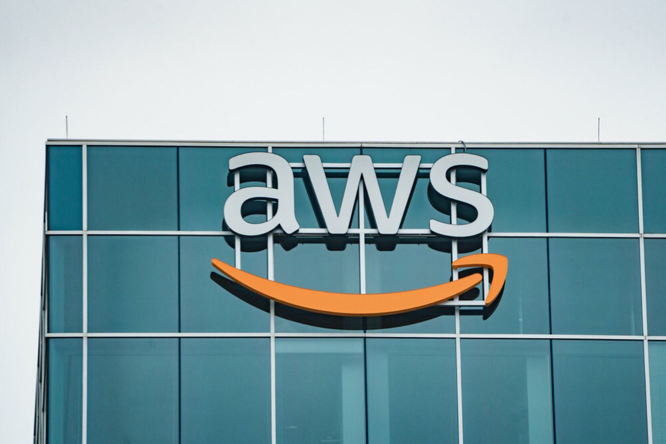 image Amazon to launch AWS Local Zone in Greece