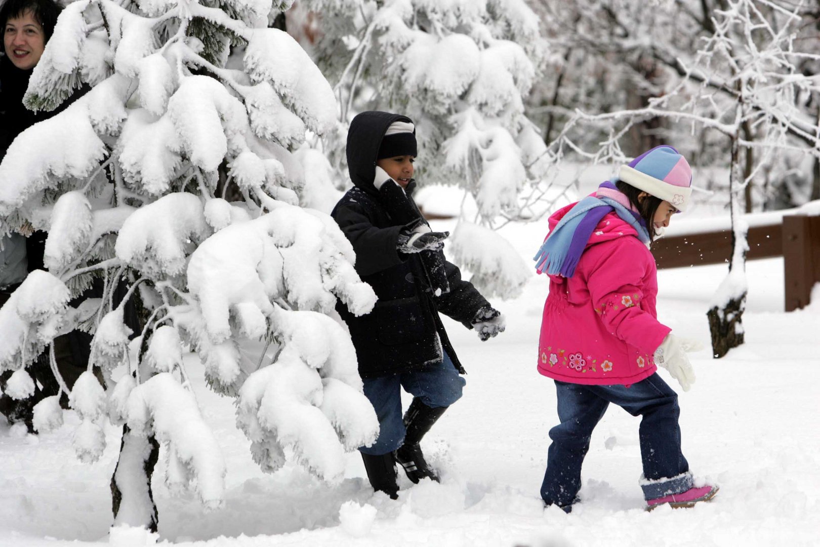 Cold spell continues, below freezing in mountains