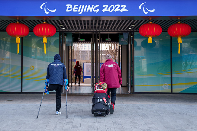 image Russia and Belarus banned from Paralympics after protests