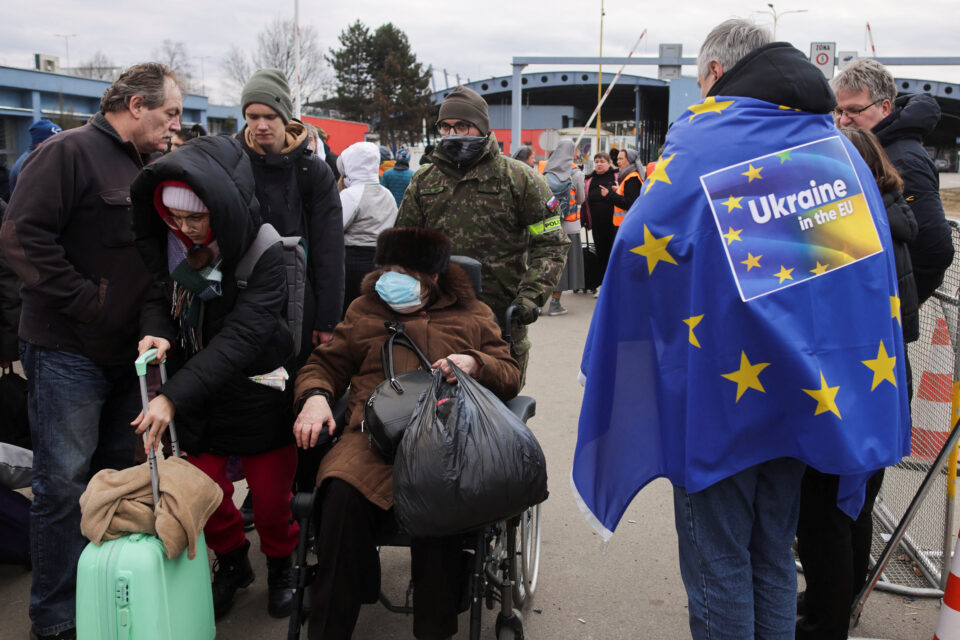 refugees fleeing russia's invasion of ukraine arrive in vysne nemecke