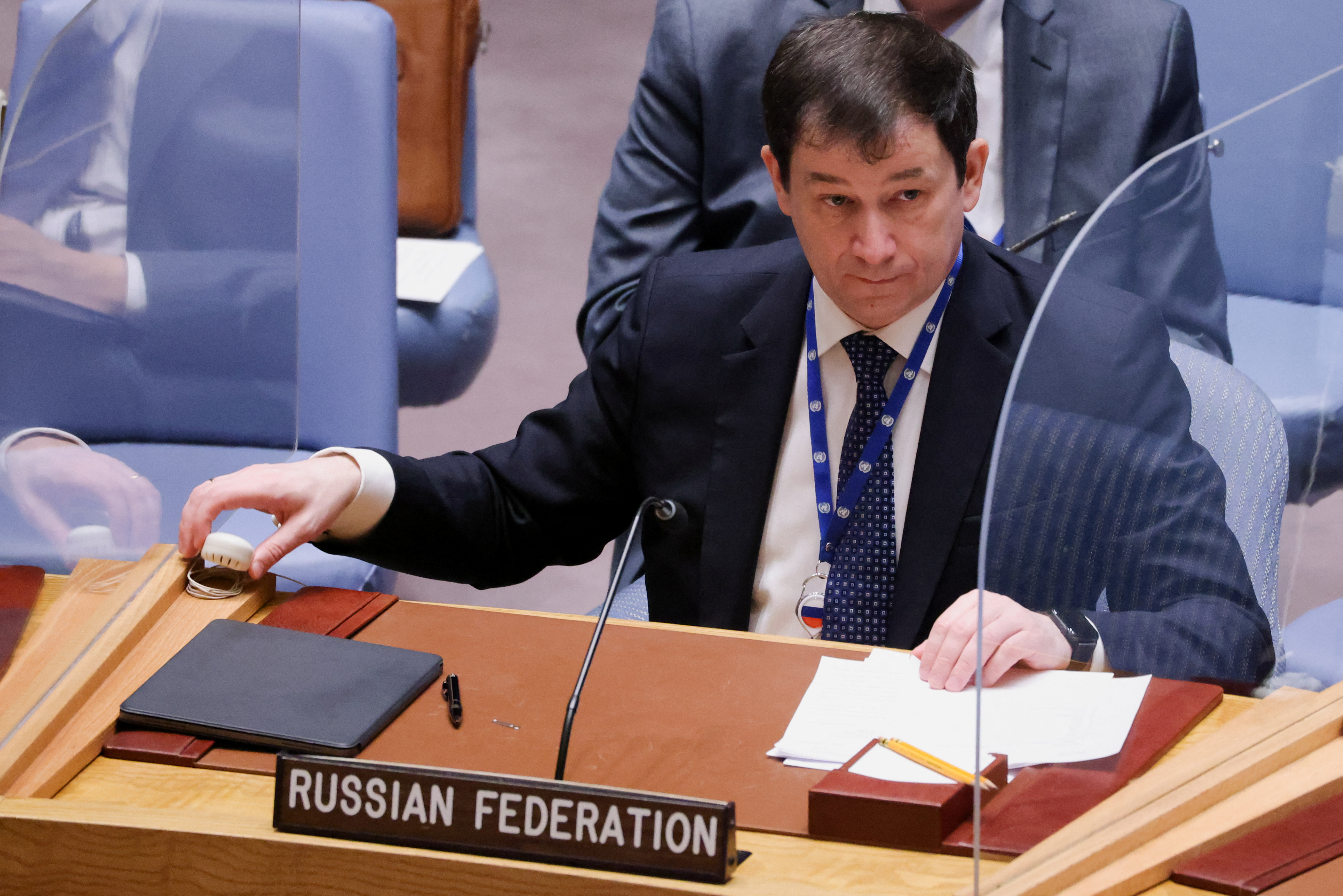 cover Russia, U.S., Britain trade concerns at U.N. about chemical weapons in Ukraine