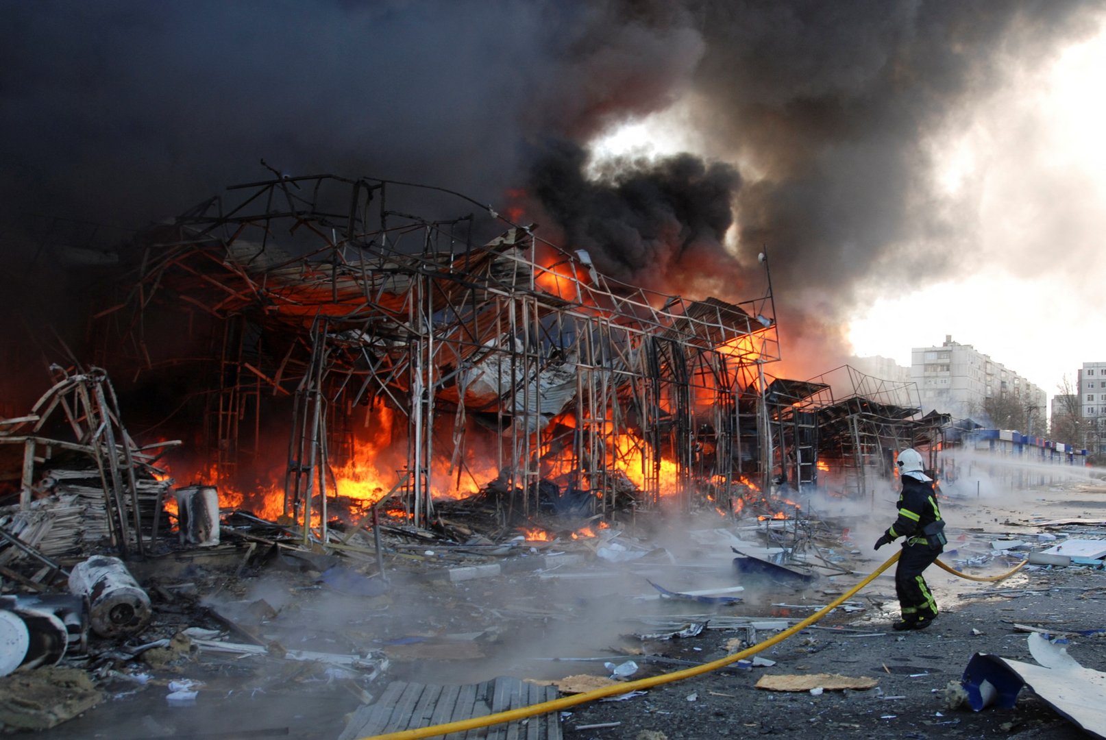 image Putin says operation &#8216;going to plan&#8217;, war rages despite talks