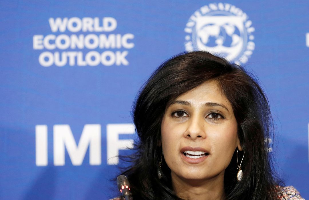 image IMF warns Russia sanctions threaten to chip away at dollar dominance
