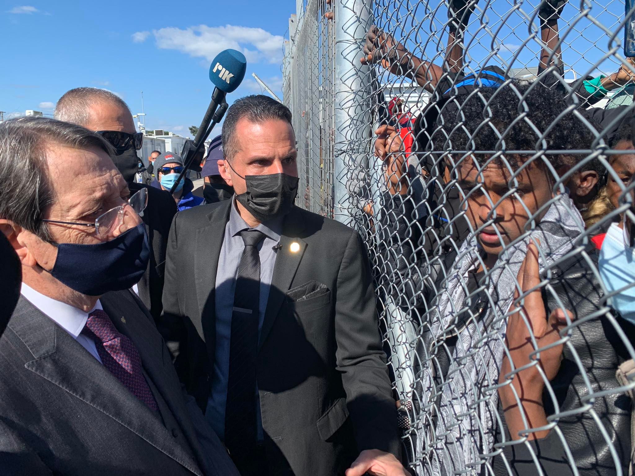 image President promises help for migrants, more to be sent to hotels (update 3, photos, video)