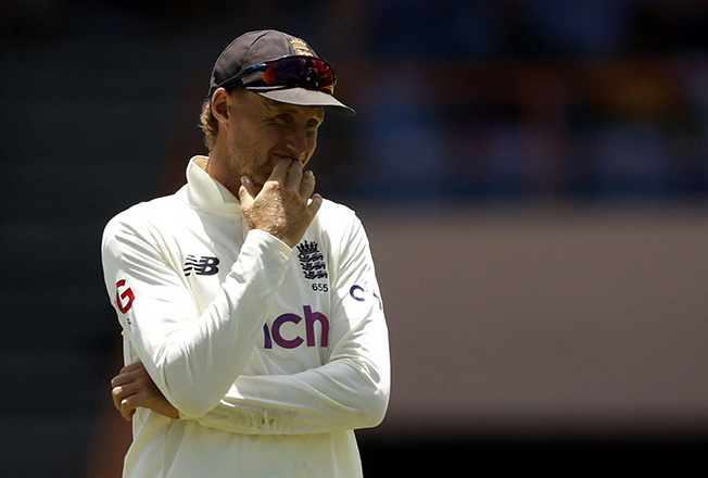 image End of the road for Root, say former England skippers