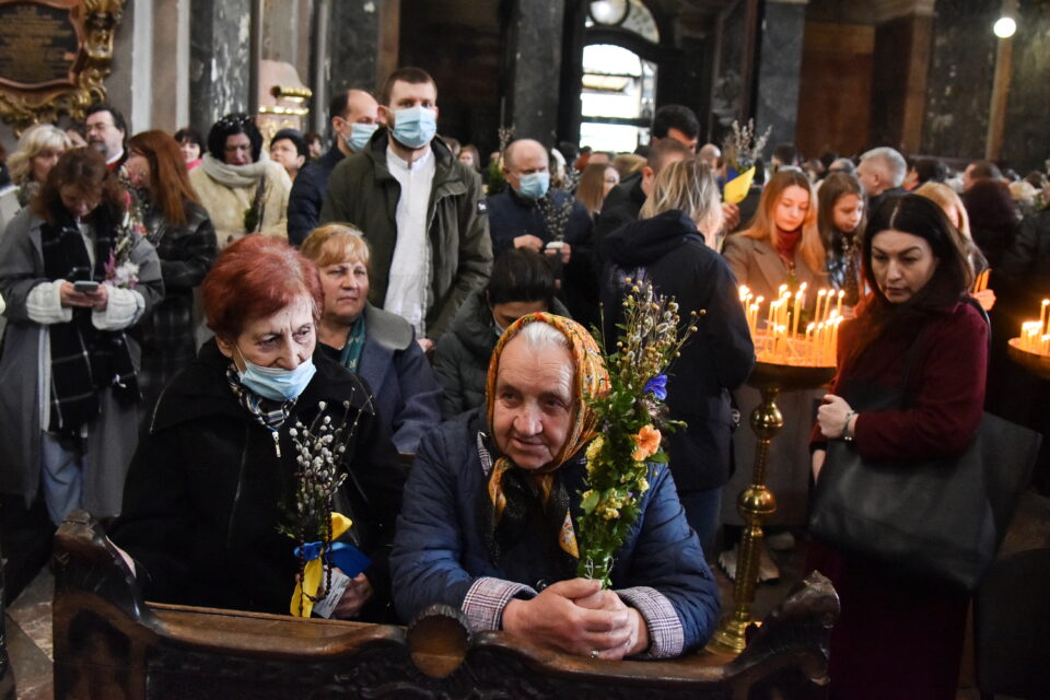 palm sunday, amid russia's invasion, in lviv