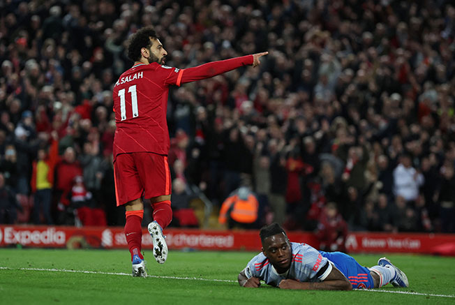 image Liverpool go top after crushing Man United