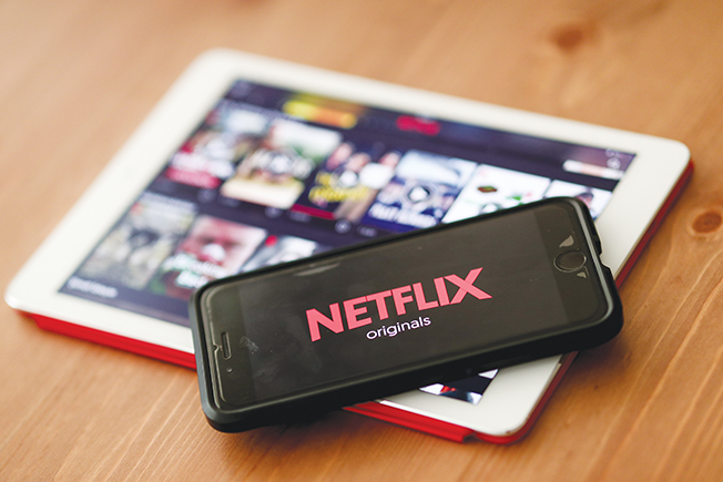 cover Netflix heads for worst day in two decades