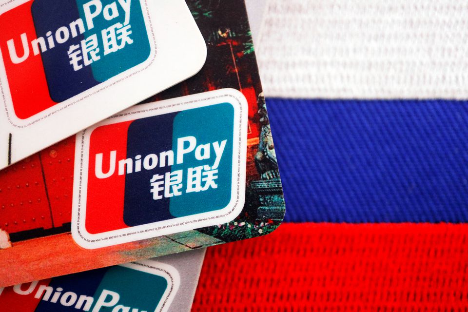 image Russia turns to China for microchips for in-demand domestic bank cards