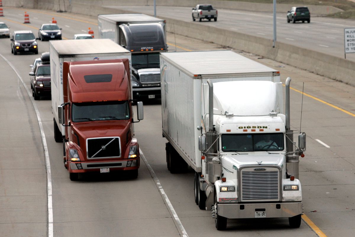 image US trucking downturn foreshadows possible economic gloom