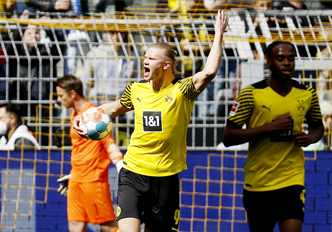 image Man City reach agreement to sign goal machine Haaland