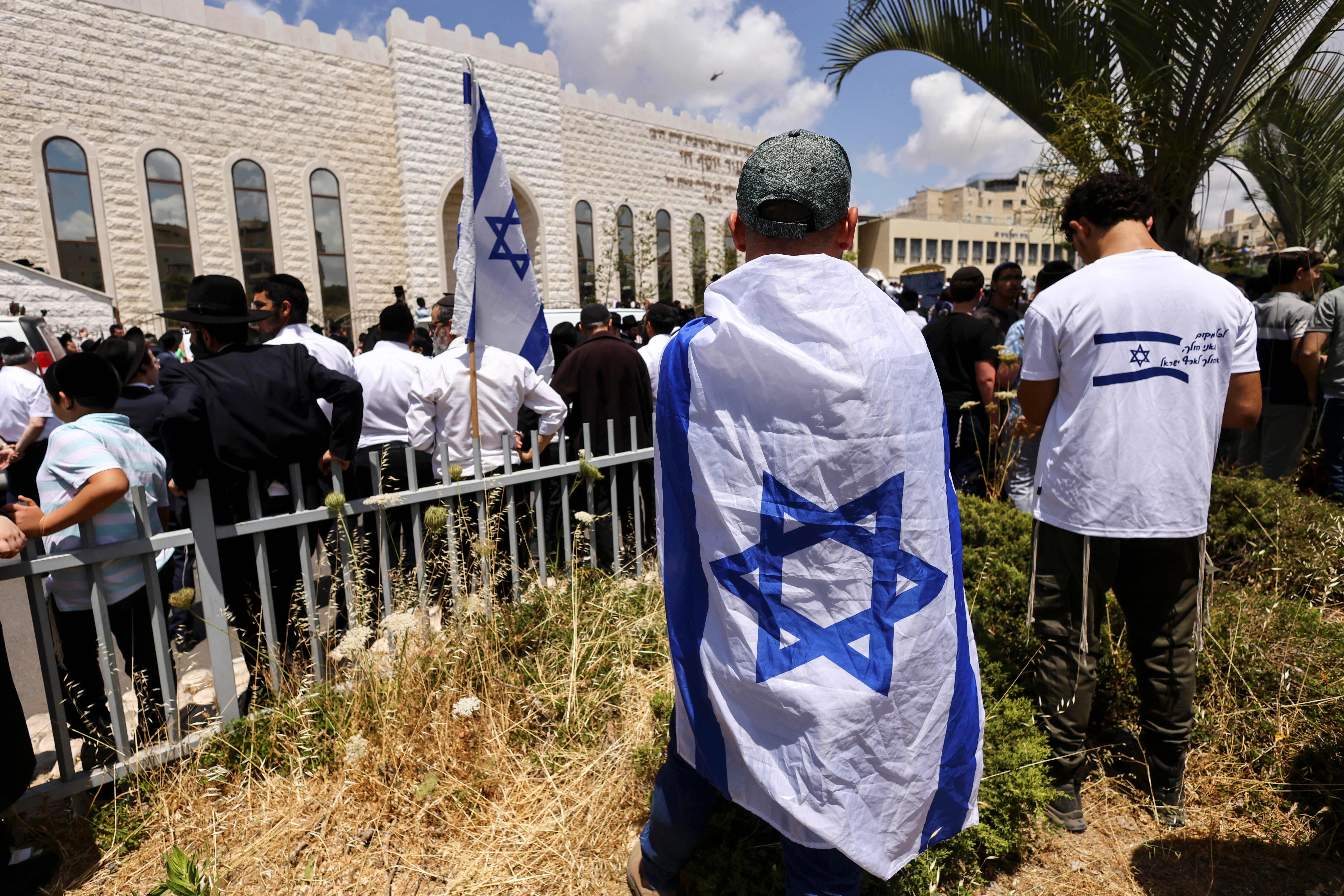cover Israel searches for Palestinians suspected of killing 3 in attack
