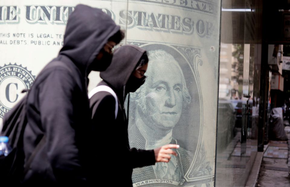 cover Egypt private sector activity continues contraction on Ukraine war