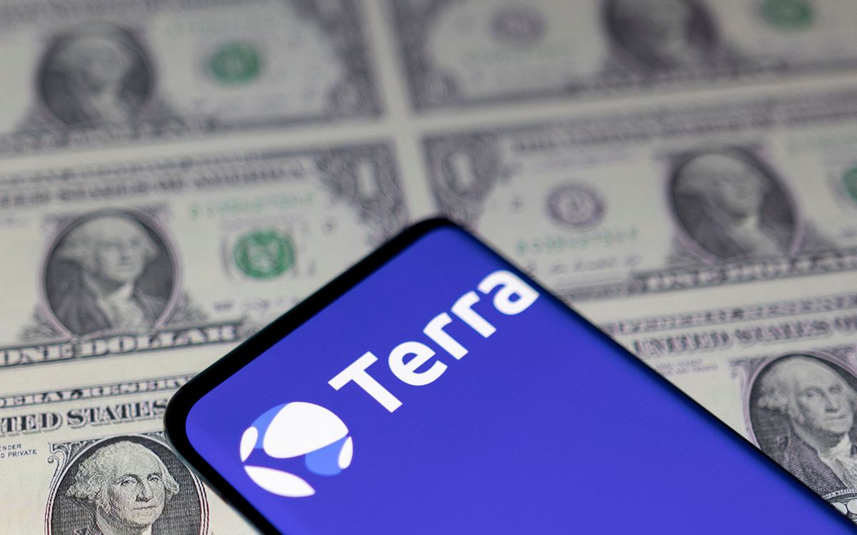 image TerraUSD developers vote to create new blockchain without failed stablecoin