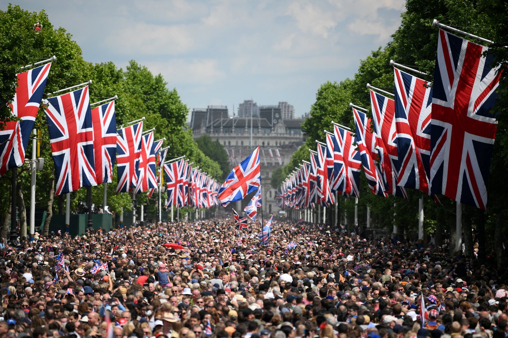 image Twelve arrested after climate activists disrupt Queen Elizabeth&#8217;s military parade