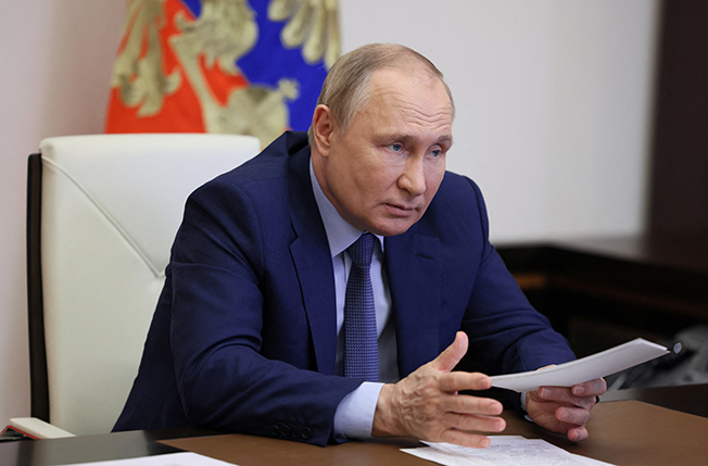 image Putin says no Iron Curtain will close off Russia&#8217;s economy