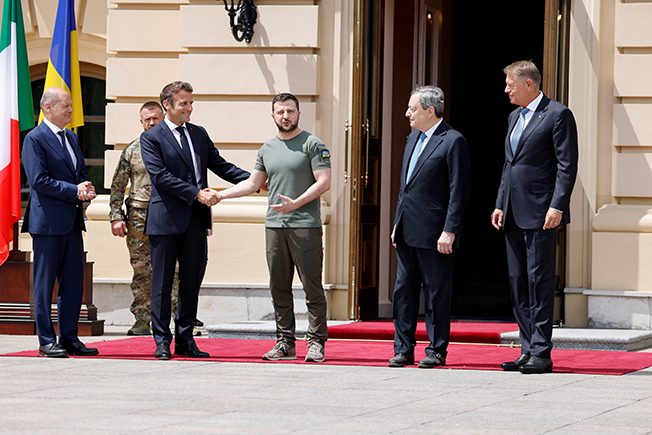 image European leaders talk up EU prospects for Ukraine in first visit since war began
