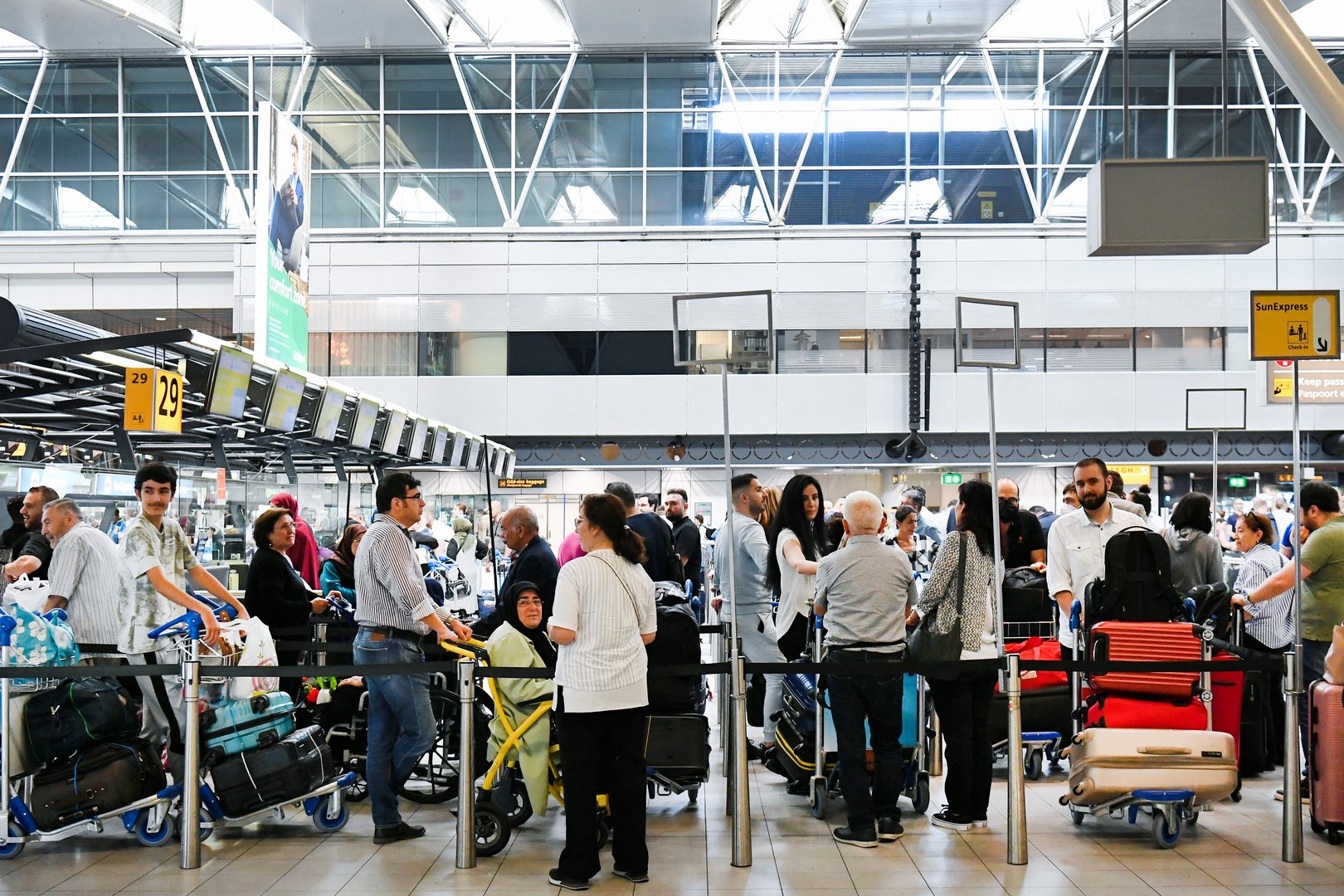 image Amsterdam&#8217;s Schiphol airport limits number of summer passengers