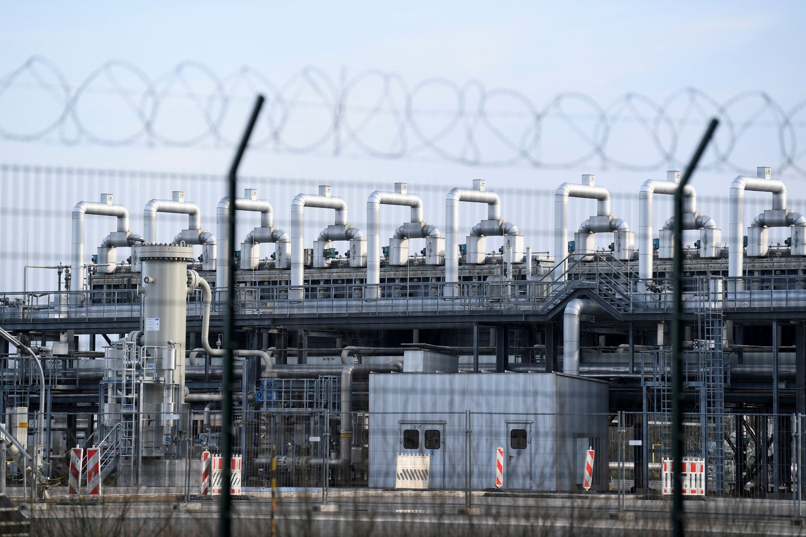 image Russian gas flows to Europe below demand, threaten storage buildup