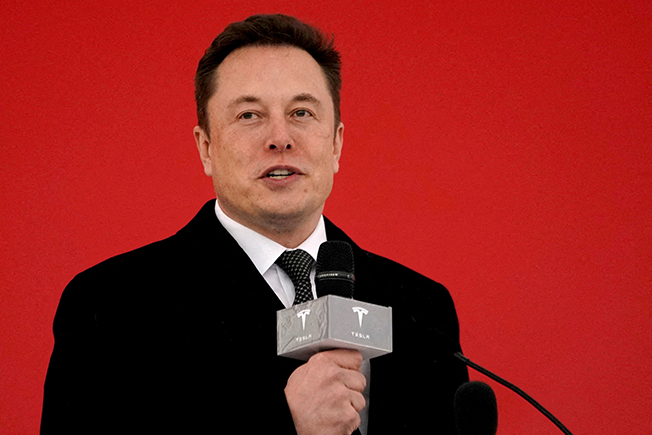 image Musk tells Tesla workers not to be &#8216;bothered by stock market craziness&#8217;
