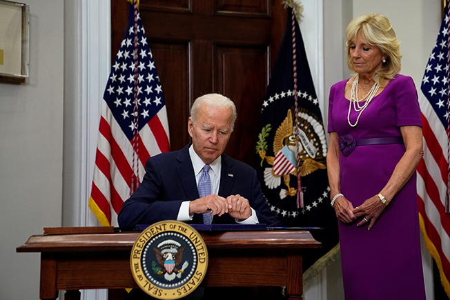 image Biden signs gun safety bill into law, takes swipe at Supreme Court