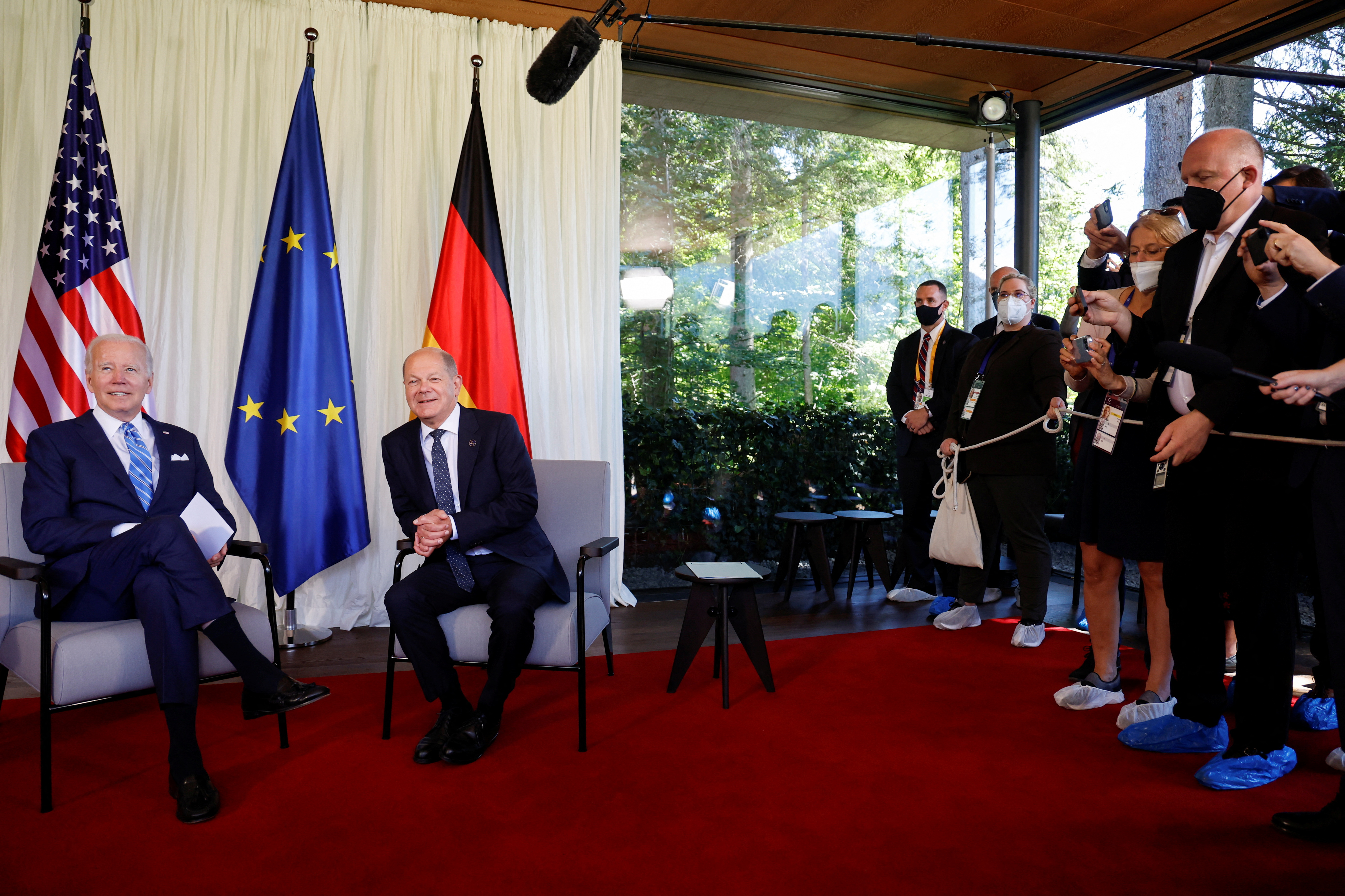 image G7 nations announce Russia gold ban as summit starts under shadow of war