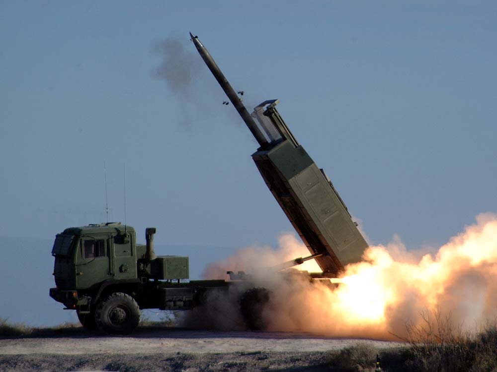 image Russian forces advance, US to send precision rockets to Ukraine