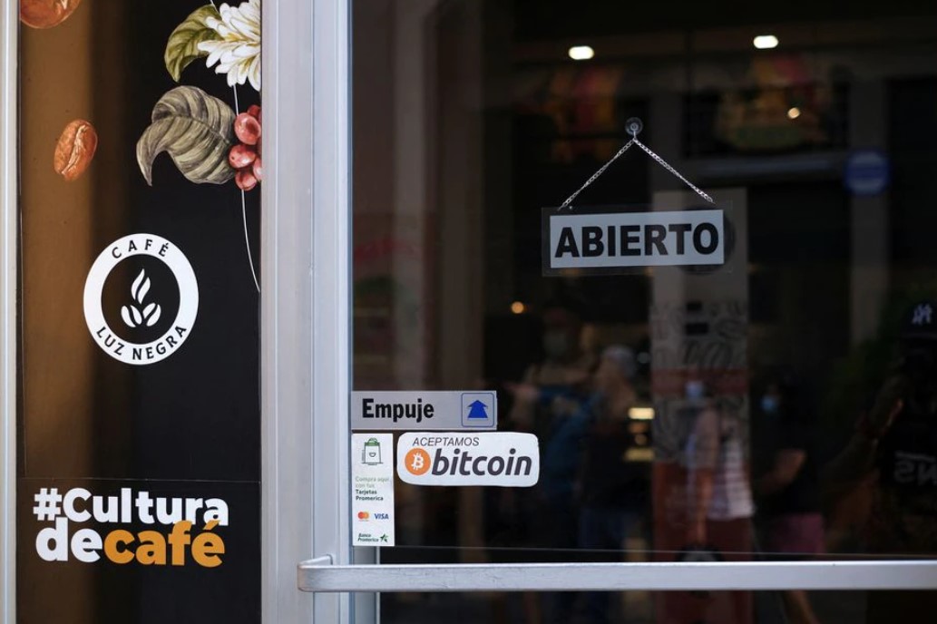 image El Salvador minister says Bitcoin crash poses &#8216;extremely minimal&#8217; fiscal risk