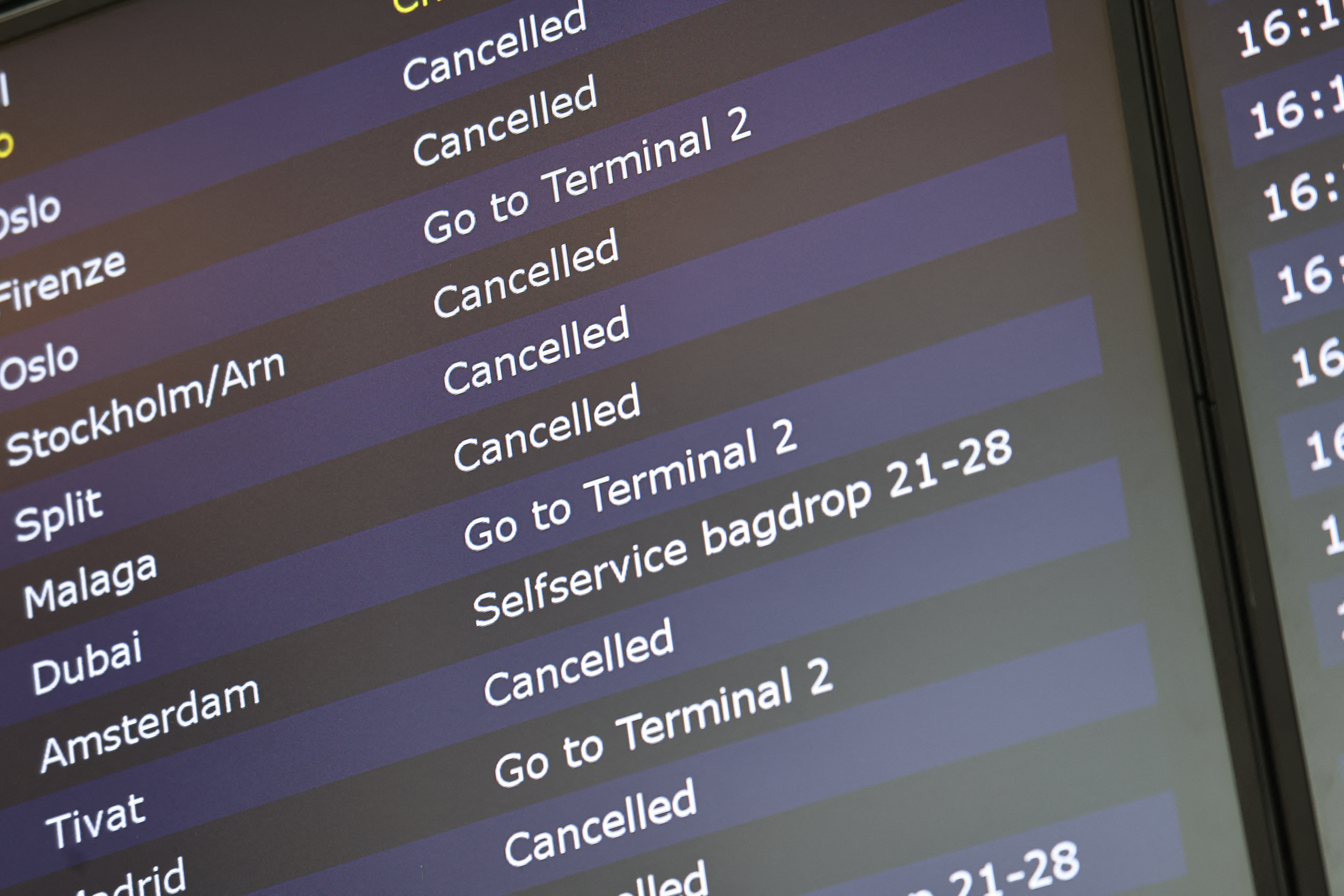 image Pilot strike grounds more SAS flights, delays at Frankfurt airport will not end soon