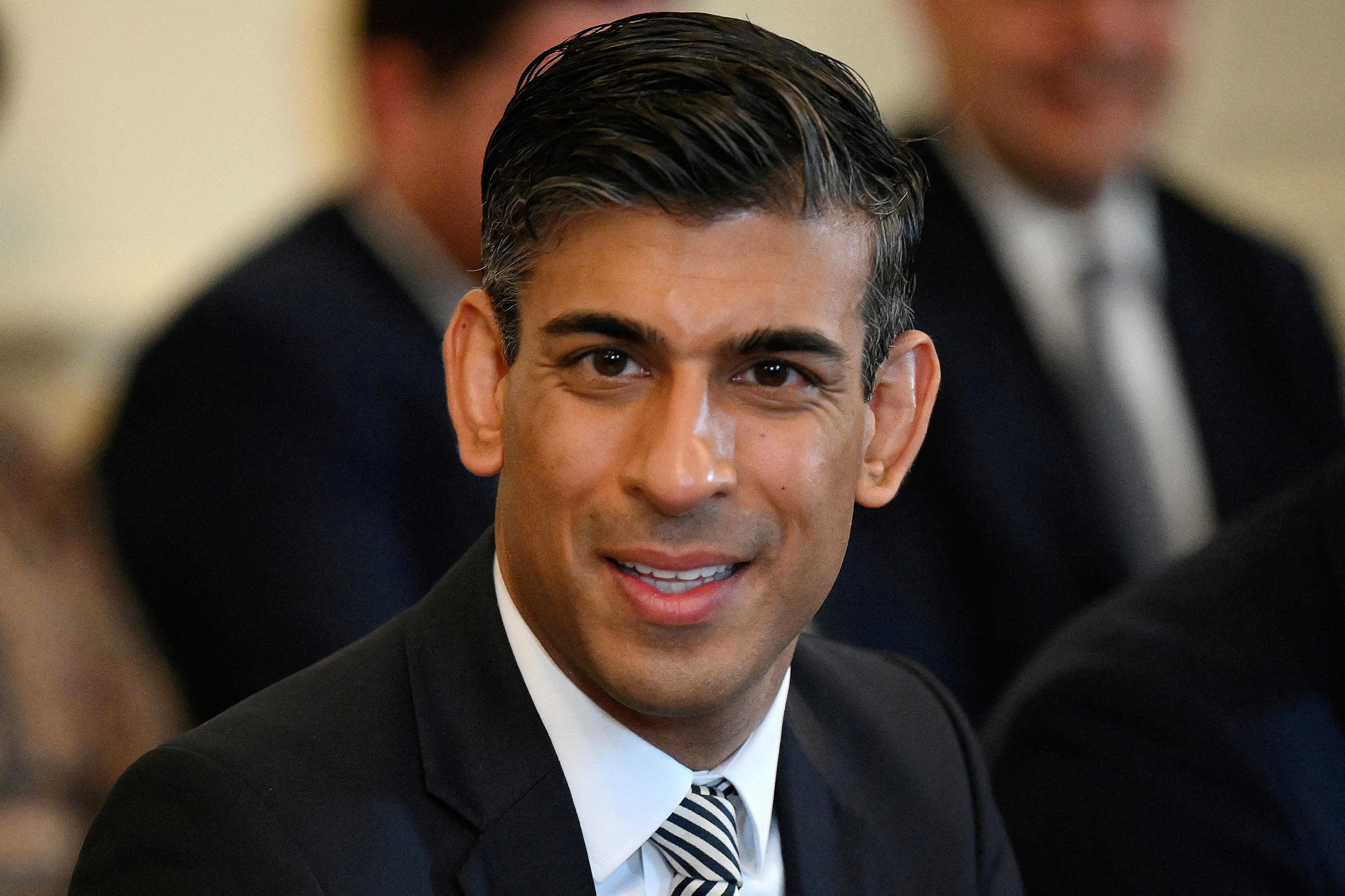 image Former finance minister Sunak cements lead in race to be Britain&#8217;s PM