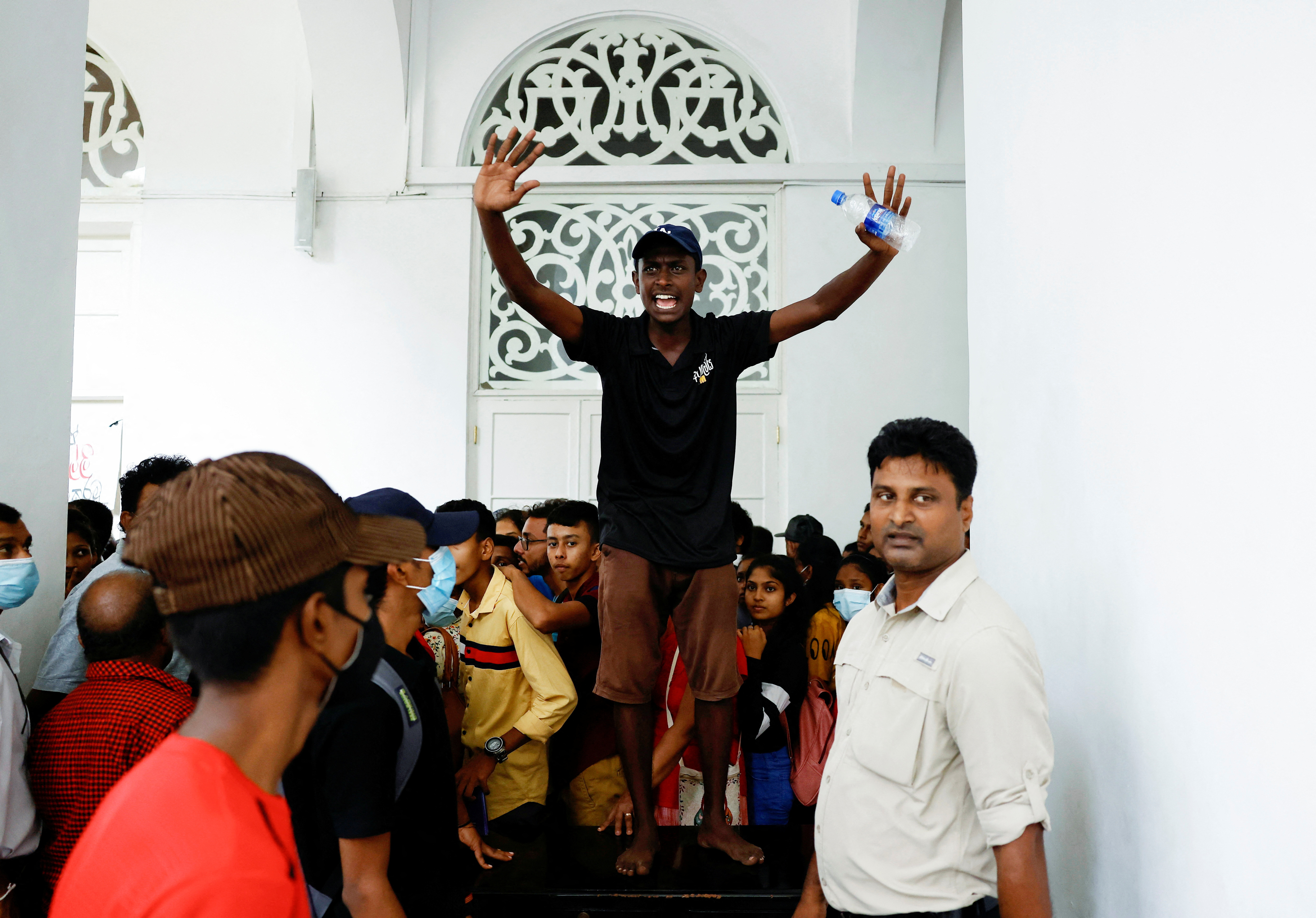 image Sri Lanka: A Band of Brothers