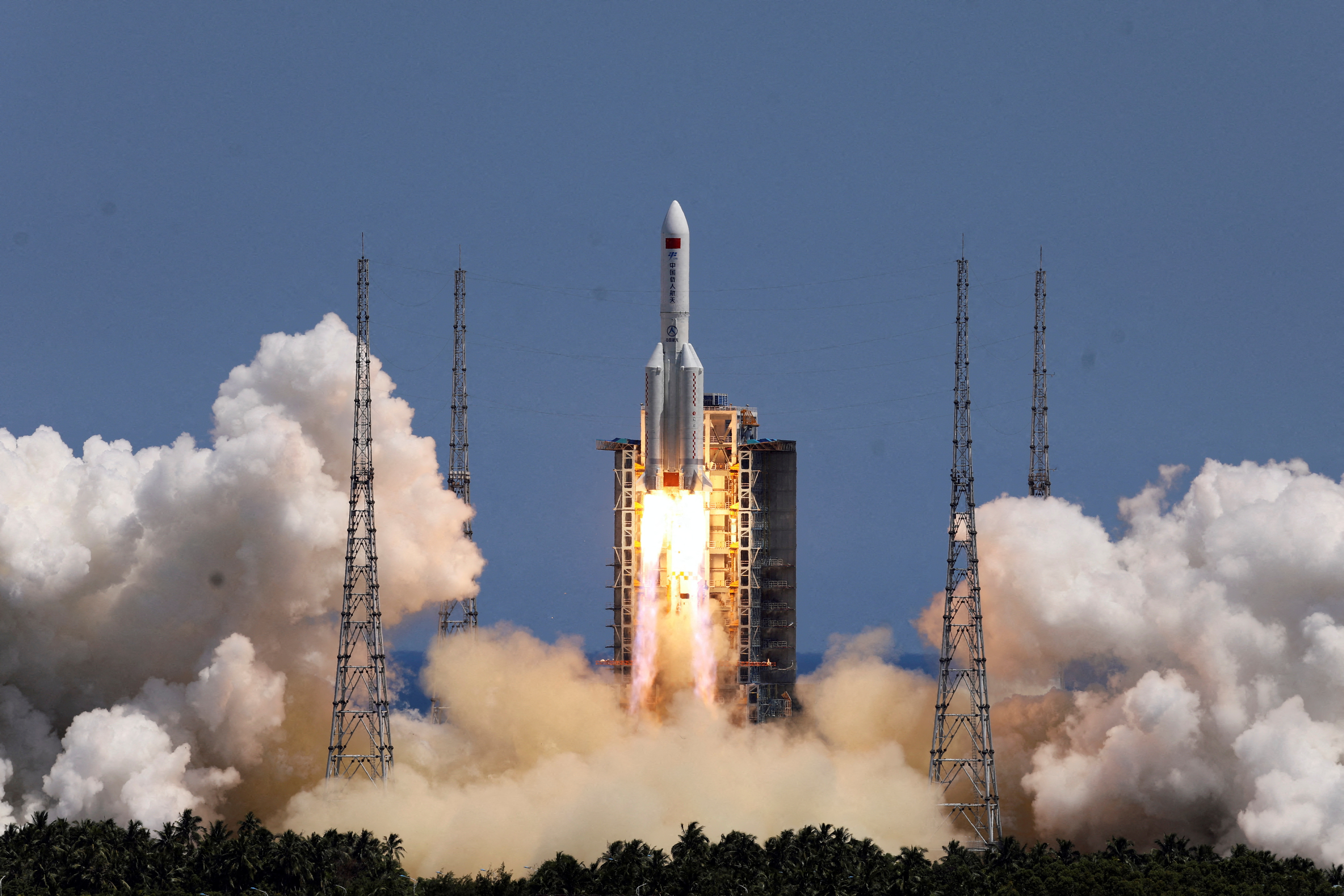 image Chinese rocket falls to Earth, Nasa says Beijing did not share information