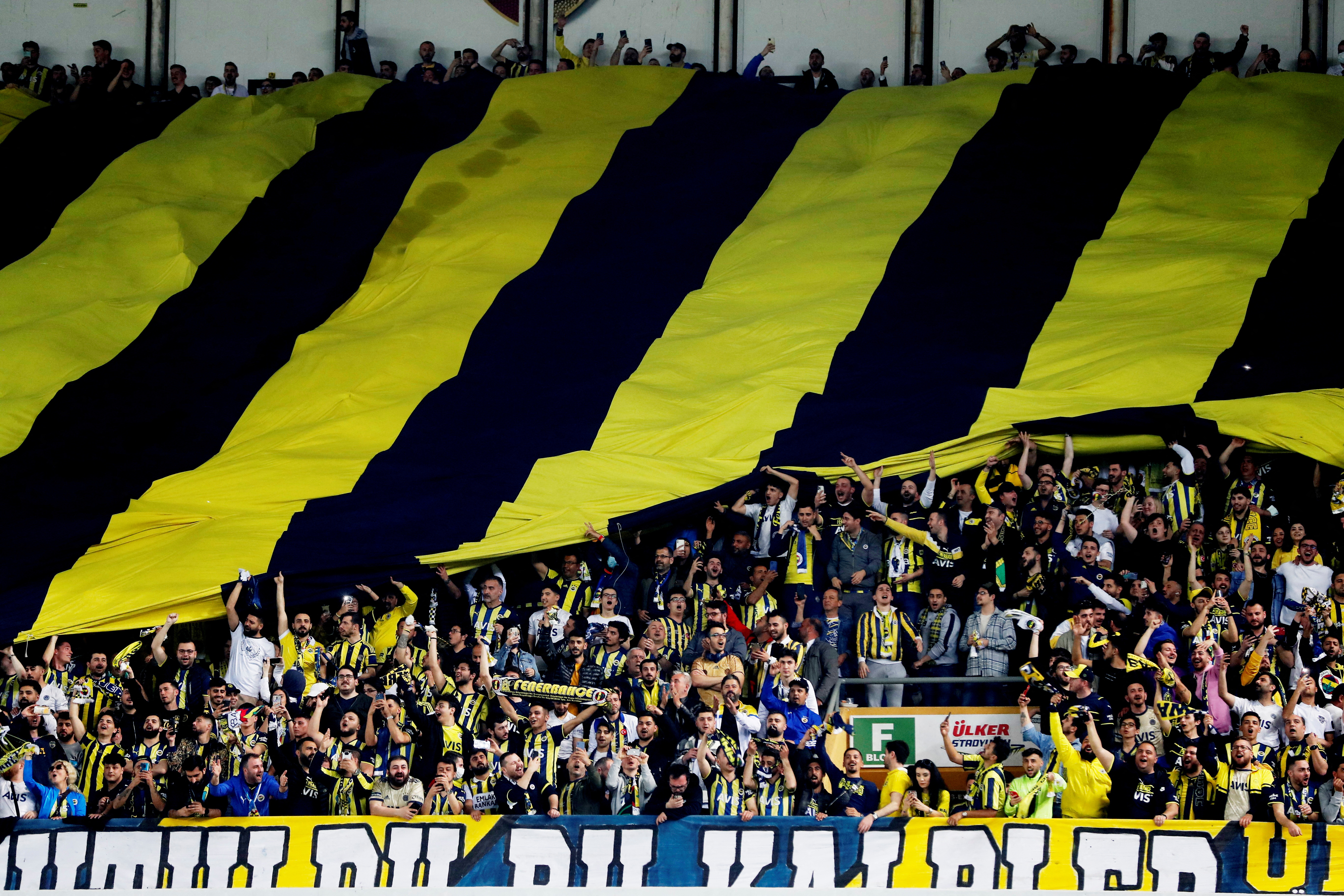 image UEFA to launch disciplinary probe over &#8216;Putin&#8217; chants at Dynamo Kyiv soccer match in Turkey