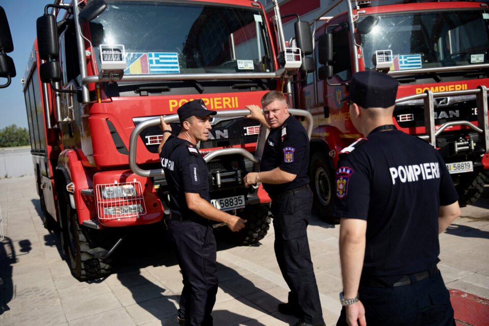 romanian firefighters arrive in greece for the summer season