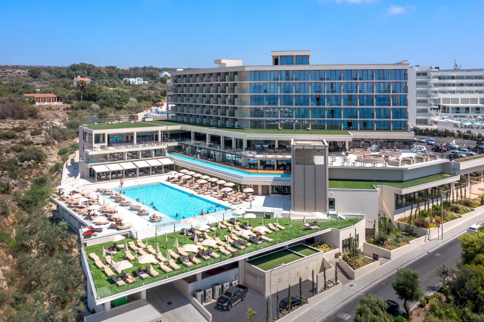 cover An oasis of opulence and tranquillity