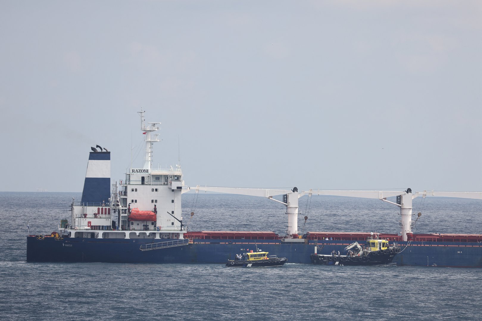 cover Inspection team boards first Ukraine grain ship off Turkish coast