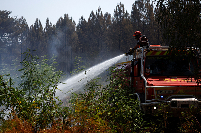 image France halts spread of &#8216;monster&#8217; wildfire, reopens highway